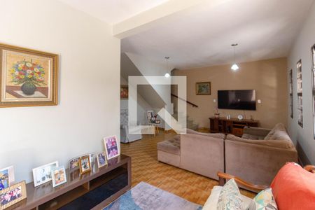 Sala de casa para alugar com 8 quartos, 275m² em Cidade Parque Alvorada, Guarulhos