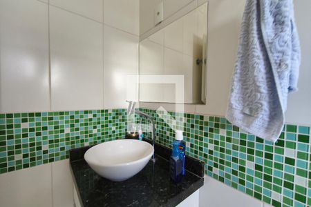 Banheiro Suíte de casa para alugar com 3 quartos, 130m² em Parque Jambeiro, Campinas