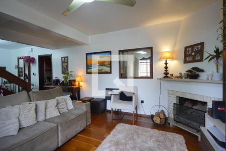 Sala de casa para alugar com 3 quartos, 202m² em Tristeza, Porto Alegre