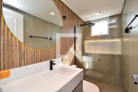 Banheiro 2 de apartamento para alugar com 3 quartos, 60m² em Cabral, Curitiba