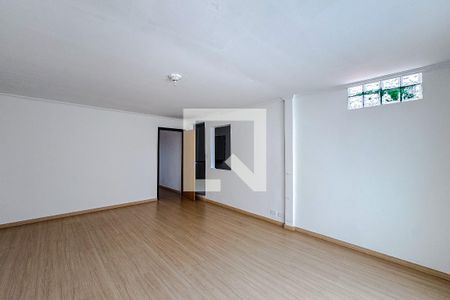 Casa para alugar com 3 quartos, 270m² em Mooca, São Paulo