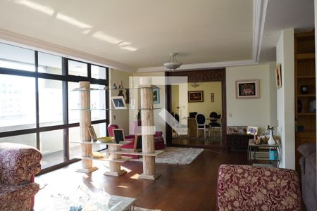 Sala  de apartamento para alugar com 4 quartos, 370m² em Vila Regente Feijó, São Paulo