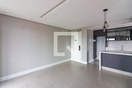 Sala  de apartamento para alugar com 2 quartos, 64m² em Recanto das Rosas, Osasco