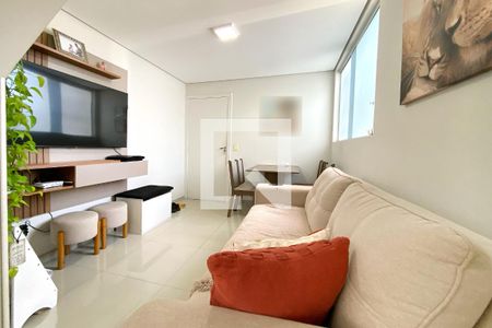 Apartamento à venda com 2 quartos, 100m² em Cachoeirinha, Belo Horizonte