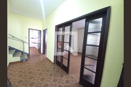 Hall de entrada de casa para alugar com 4 quartos, 420m² em Jardim Independencia, São Vicente