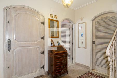 Sala - Hall de entrada da casa de casa à venda com 4 quartos, 250m² em Jardim Luzitania, São Paulo