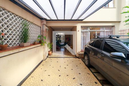 Garagem de casa à venda com 3 quartos, 200m² em Santo Amaro, São Paulo