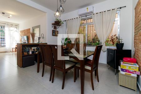 Sala de casa para alugar com 3 quartos, 200m² em Santo Amaro, São Paulo