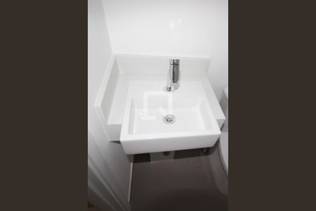 Lavabo de apartamento à venda com 3 quartos, 111m² em Indianópolis, São Paulo