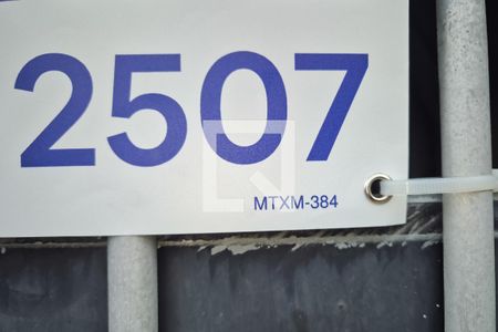 placa MTXM-384 - 2VSP900-384 de casa à venda com 5 quartos, 102m² em Jardim do Lago, São Bernardo do Campo