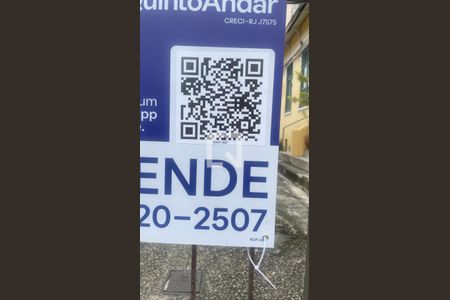 Plaquinha de casa à venda com 2 quartos, 100m² em Vila Isabel, Rio de Janeiro