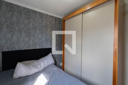 Quarto 2 de apartamento para alugar com 2 quartos, 42m² em Itaim Paulista, São Paulo