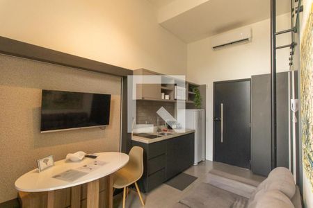 Sala/Cozinha de apartamento para alugar com 2 quartos, 34m² em Hugo Lange, Curitiba