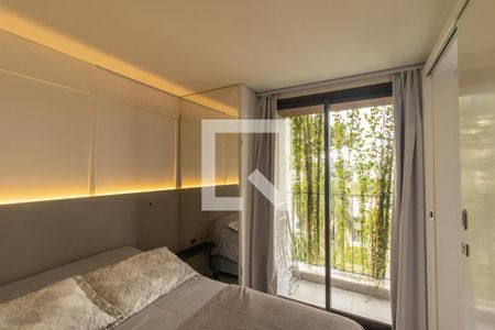 Quarto 1 de apartamento para alugar com 2 quartos, 34m² em Hugo Lange, Curitiba