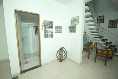 Sala de casa à venda com 4 quartos, 144m² em Vila Humaita, Santo André