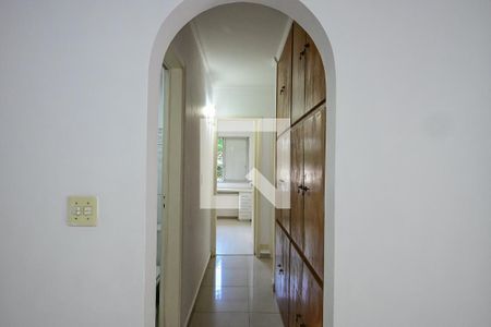 Corredor de apartamento à venda com 3 quartos, 64m² em Morumbi, São Paulo