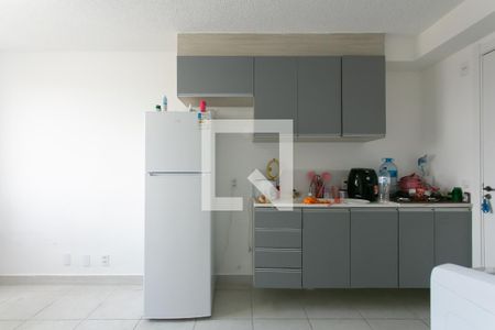 Sala / Cozinha  de apartamento à venda com 2 quartos, 36m² em Vila Carmosina, São Paulo