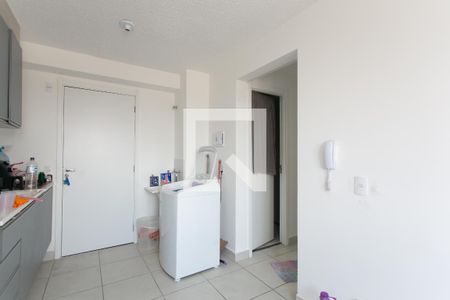 Sala / Cozinha  de apartamento à venda com 2 quartos, 36m² em Vila Carmosina, São Paulo