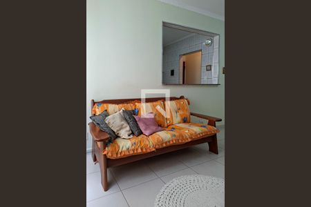 Sala de apartamento para alugar com 2 quartos, 77m² em Guilhermina, Praia Grande