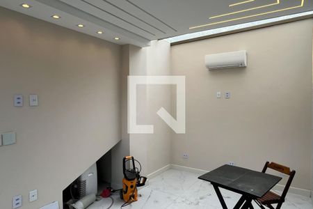 Sala de casa para alugar com 5 quartos, 220m² em Campo Grande, Santos