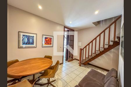 Casa à venda com 10 quartos, 580m² em Urca, Rio de Janeiro
