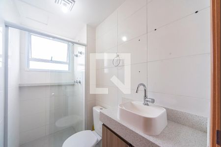 Banheiro de apartamento para alugar com 2 quartos, 43m² em Sumarezinho, Santo André