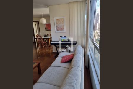 Apartamento à venda com 3 quartos, 105m² em Funcionários, Belo Horizonte