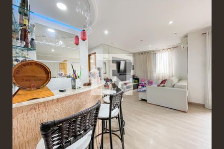 Sala de apartamento à venda com 2 quartos, 74m² em Jaguaribe, Osasco