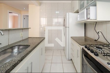 Cozinha de apartamento para alugar com 2 quartos, 50m² em Camargos, Belo Horizonte