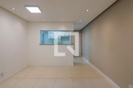 Sala de apartamento para alugar com 3 quartos, 75m² em Jaguaré, São Paulo