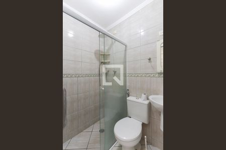 Banheiro de casa para alugar com 1 quarto, 55m² em Jardim Franca, São Paulo