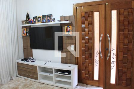 Sala de casa para alugar com 2 quartos, 160m² em Chácara Recanto, Cotia