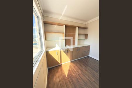 escritório de apartamento para alugar com 3 quartos, 210m² em Kobrasol, São José