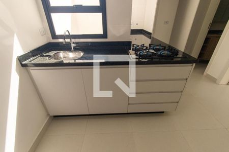 Sala/Cozinha de apartamento para alugar com 1 quarto, 25m² em Cajuru, Curitiba