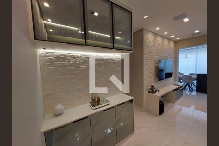 Sala de apartamento à venda com 2 quartos, 69m² em Chácara Seis de Outubro, São Paulo