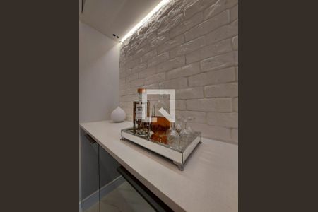 Sala de apartamento à venda com 2 quartos, 69m² em Chácara Seis de Outubro, São Paulo