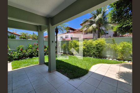 Varanda  de casa de condomínio à venda com 4 quartos, 272m² em Barra da Tijuca, Rio de Janeiro
