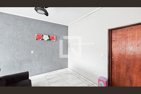 Sala de casa à venda com 5 quartos, 180m² em Rochdale, Osasco