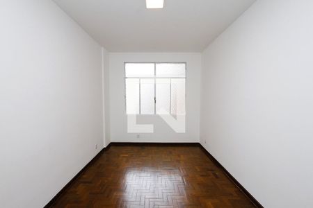 Quarto 1 de apartamento para alugar com 2 quartos, 75m² em Barro Preto, Belo Horizonte