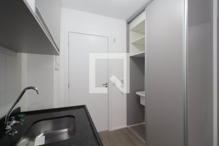 Sala/Cozinha de kitnet/studio para alugar com 1 quarto, 25m² em Pinheiros, São Paulo