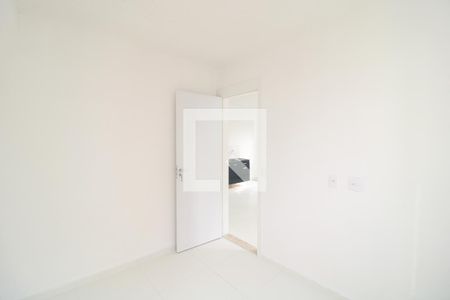 Quarto 1 de apartamento para alugar com 2 quartos, 35m² em Jardim Sabara, São Paulo