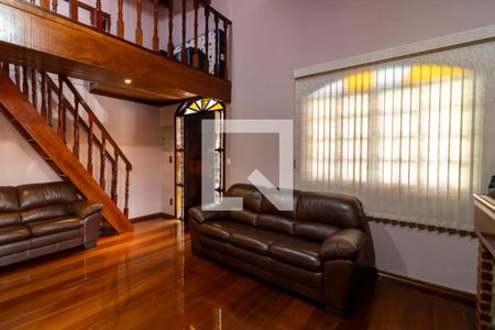 Sala de Estar de casa para alugar com 3 quartos, 350m² em Vila Santa Maria, São Paulo