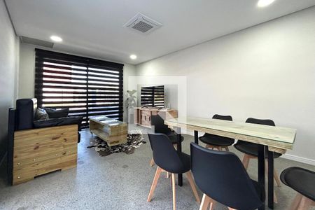 Sala de casa para alugar com 2 quartos, 124m² em Campeche, Florianópolis