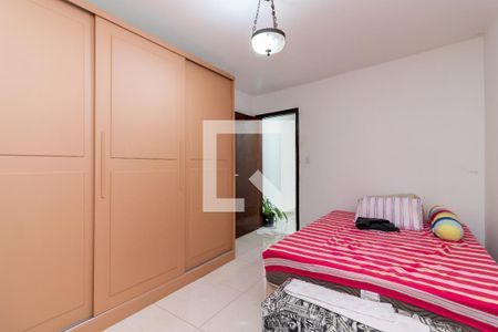 Quarto 1 de casa à venda com 2 quartos, 350m² em Vila Ester (zona Norte), São Paulo