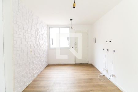 Sala de apartamento para alugar com 2 quartos, 43m² em Colônia (zona Leste), São Paulo