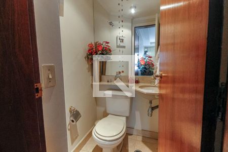 Lavabo de apartamento para alugar com 4 quartos, 130m² em Vila Suzana, São Paulo