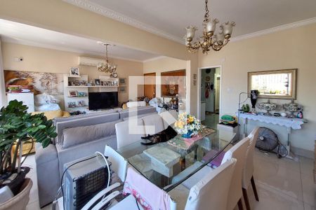 Sala de apartamento à venda com 3 quartos, 135m² em Icaraí, Niterói