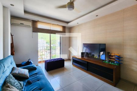 Sala de apartamento para alugar com 1 quarto, 38m² em Riachuelo, Rio de Janeiro