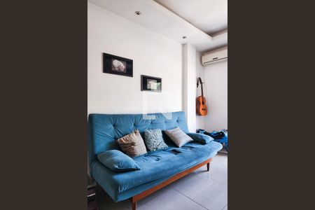 Sala de apartamento para alugar com 1 quarto, 38m² em Riachuelo, Rio de Janeiro