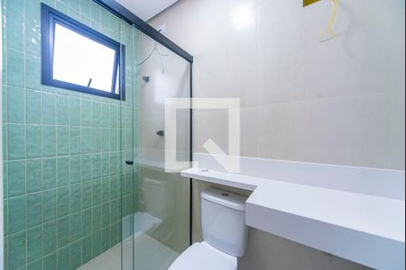 Banheiro Social de casa à venda com 3 quartos, 112m² em Vila Scarpelli, Santo André